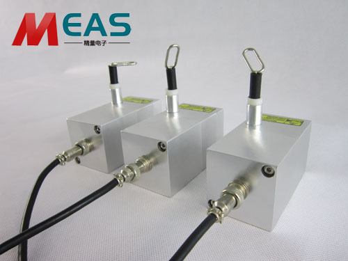 選擇拉線位移編碼器即要準還要恰到好處