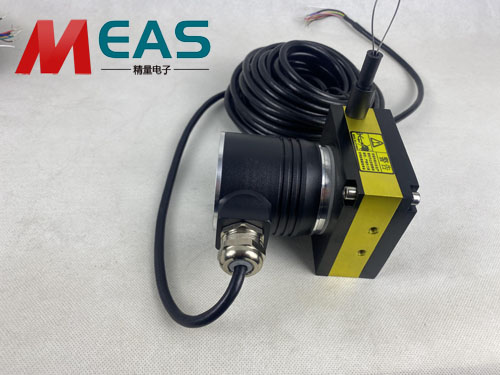 拉線位移傳感器的多線制彰顯了技術(shù)的多樣性與適應(yīng)性